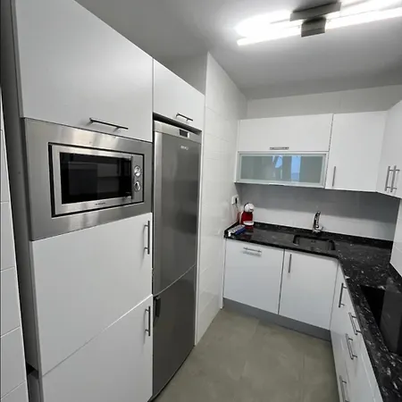 Primera Linea De Playa Cantabria Apartamento Comillas